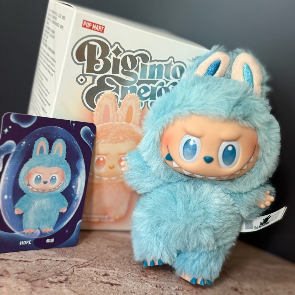 New Pop Mart Big Into Energy Vinyl Plush Hope